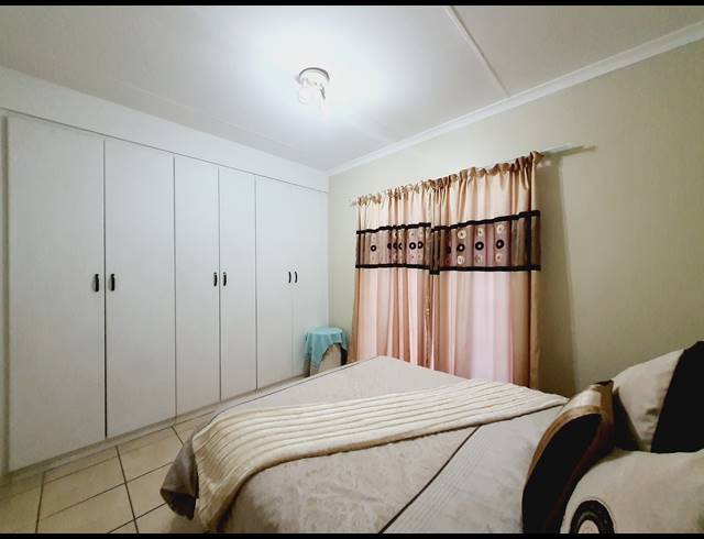 3 BEDROOM CLUSTER RENTED IN NOORDWYK